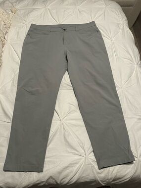 lululemon athletica Men's Light Gray Stretch Chinos
